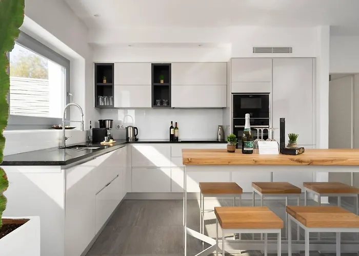 Mikri Tranquilla - Beach, Seaview, Pool, Jacuzzi Villa *