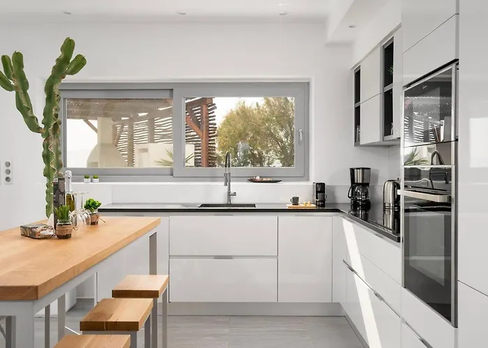 Villa Mikri Tranquilla - Beach, Seaview, Pool, Jacuzzi